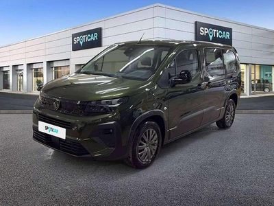 Usado Peugeot Rifter Allure 102 CV (75 kW) 2025 Verde Monovolumen