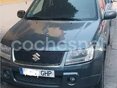 Usado Suzuki Grand Vitara 140 CV (102 kW) 2008 Gris / plata SUV