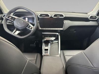 Uusi MG ZS Comfort 197 HP (144 kW) 2026 Punainen Katumaasturi