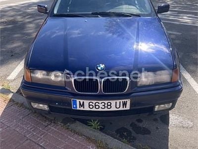 Usado BMW 318 113 CV (83 kW) 1997 Azul Berlina