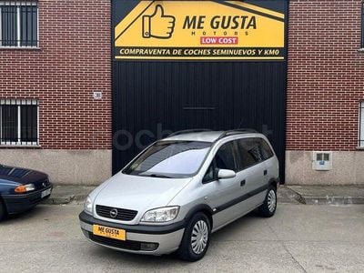 Usado Opel Zafira Comfort 100 CV (73 kW) 2002 Gris / plata Monovolumen