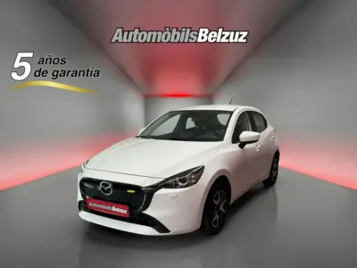 Usado Mazda 2 Center-Line 90 CV (66 kW) 2024 Blanco Utilitario