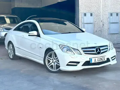 Usado Mercedes E220 170 CV (125 kW) 2012 Blanco Coupe