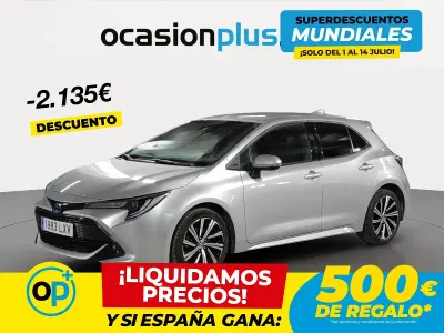 Usado Toyota Corolla Style 122 CV (89 kW) 2022 Gris Berlina
