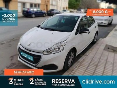 Usado Peugeot 208 Style 75 CV (55 kW) 2018 Blanco Utilitario
