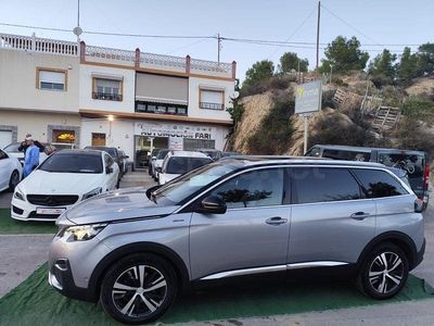 Usado Peugeot 5008 Active 130 CV (95 kW) 2019 Gris / plata SUV