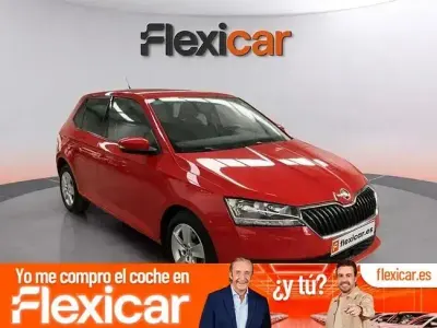 Usado Skoda Fabia Ambition 95 CV (69 kW) 2019 Rojo Utilitario