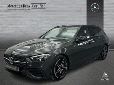 Gris Usado 2024 Mercedes C220 AMG line Familiar | 46.900 € (Precio justo)