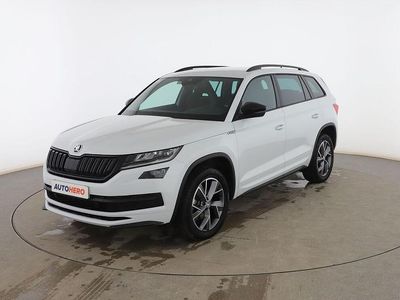 Blanco Usado 2021 Skoda Kodiaq SportLine SUV | 30.399 € (Un poco caro)