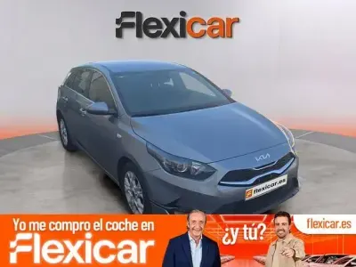Usado Kia Ceed 136 CV (100 kW) 2023 Gris Utilitario