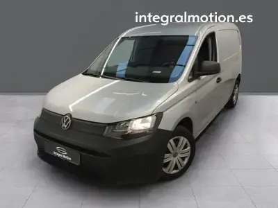 Usado VW Caddy Maxi 102 CV (75 kW) 2022 Gris Monovolumen