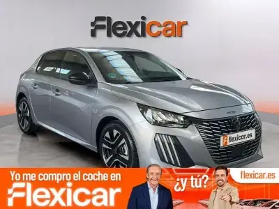 Usado Peugeot 208 Allure 100 CV (73 kW) 2025 Gris Utilitario