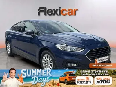 Usado Ford Mondeo Trend 188 CV (138 kW) 2021 Azul Berlina