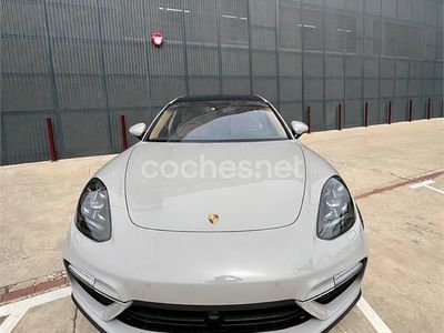 Usado Porsche Panamera Sport Turismo 680 CV (500 kW) 2019 Gris / plata Familiar
