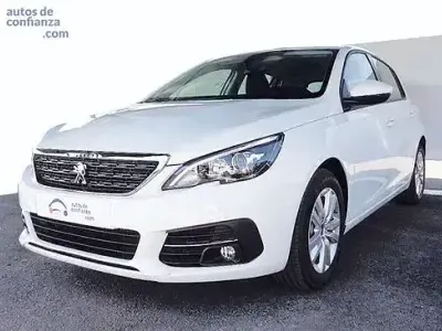 Usado Peugeot 308 Active 130 CV (95 kW) 2022 Blanco
