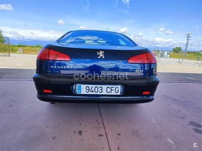 Azul Usado 2003 Peugeot 607 Berlina | 3600 €