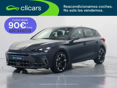 Usado Cupra Leon 150 CV (110 kW) 2025 Gris / plata Berlina