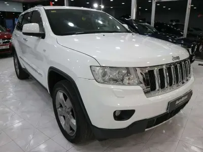 Usado Jeep Grand Cherokee Overland 249 CV (183 kW) 2017 Blanco SUV