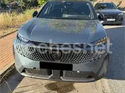 Usado Peugeot 3008 Allure 145 CV (106 kW) 2026 Gris / plata SUV
