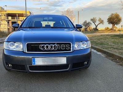 Gris / plata Usado 2004 Audi A4 Familiar | 8900 €