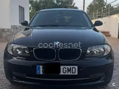 Usado BMW 116 115 CV (84 kW) 2009 Negro Utilitario