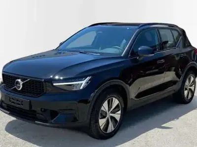 Nuevo Volvo XC40 Plus 163 CV (119 kW) 2026 Negro SUV