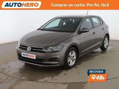 Usado VW Polo Advance 95 CV (69 kW) 2020 Gris Utilitario