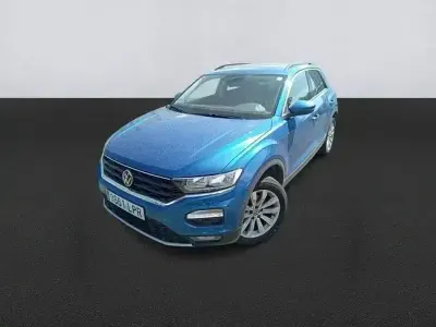 Usado VW T-Roc Advance 116 CV (85 kW) 2021 Azul SUV