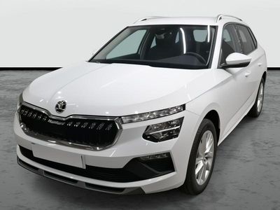 Usado Skoda Kamiq Selection 115 CV (84 kW) 2025 Blanco luna metalizado SUV