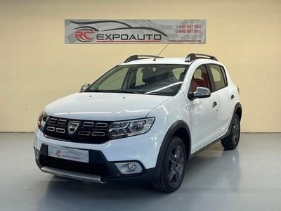 Usado Dacia Sandero Stepway 90 CV (66 kW) 2018 Blanco