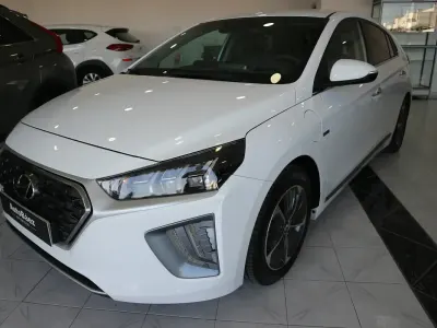 Usado Hyundai Ioniq 141 CV (103 kW) 2020 Blanco Utilitario