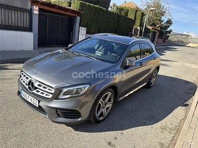 Gris / plata Usado 2019 Mercedes GLA200 SUV | 22.500 € (Buen precio)
