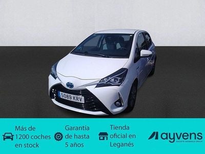 Usado Toyota Yaris Hybrid Active 100 CV (73 kW) 2018 Blanco Berlina