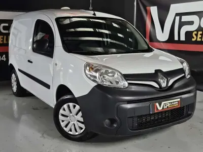 Usado Renault Kangoo 80 CV (58 kW) 2020 Blanco Monovolumen