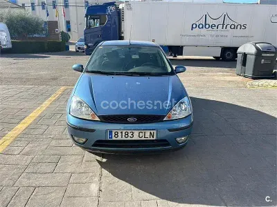 Używany Ford Focus Trend 100 KM (73 kW) 2003 Niebieski Sedan/Limuzyna