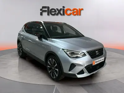Usado Seat Arona FR 150 CV (110 kW) 2024 Gris SUV