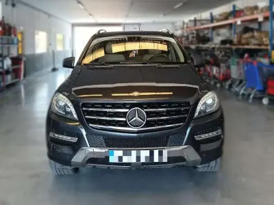 Usado Mercedes ML350 258 CV (189 kW) 2014 Negro SUV