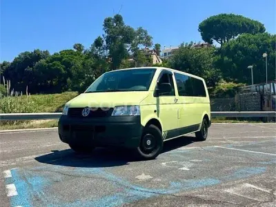 Usado VW Caravelle 102 CV (75 kW) 2007 Amarillo Van