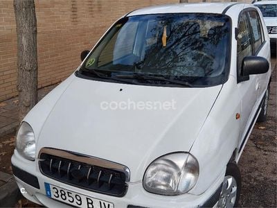 Usado Hyundai Atos GLS 55 CV (40 kW) 2001 Blanco Utilitario