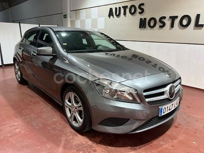 Gris / plata Usado 2014 Mercedes A180 Style Berlina | 14.250 € (Precio justo)