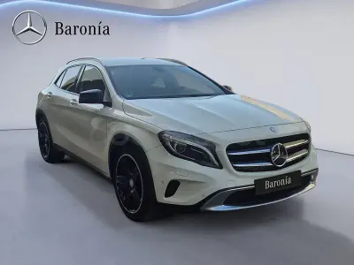 Usado Mercedes GLA220 AMG Edition 1 170 CV (125 kW) 2014 Blanco SUV