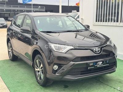 Usado Toyota RAV4 Executive 151 CV (111 kW) 2018 Negro SUV