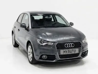 Usado Audi A1 Ambition 122 CV (89 kW) 2011 Gris / plata Utilitario