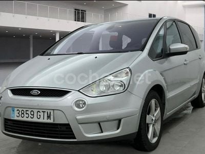 Gris / plata Usado 2010 Ford S-MAX Titanium Monovolumen | 4990 € (Precio justo)