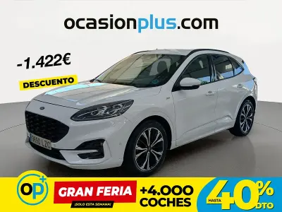 Usado Ford Kuga ST-Line X 150 CV (110 kW) 2022 Blanco SUV