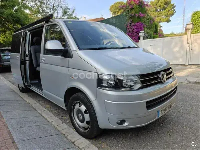 Usado VW Caravelle Trendline 180 CV (132 kW) 2014 Gris / plata Van