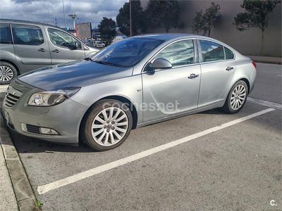 Usado Opel Insignia Sport 160 CV (117 kW) 2011 Gris / plata Berlina