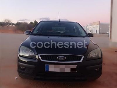 Usado Ford Focus Sport 115 CV (84 kW) 2006 Negro Berlina