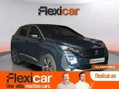Usado Peugeot 3008 Allure 130 CV (95 kW) 2024 Verde SUV