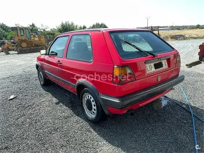 Usado VW Golf III 90 CV (66 kW) 1991 Rojo Utilitario